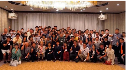 懇親会の様子